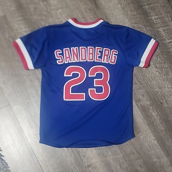 Chicago Cubs Ryne Sandberg Jersy - Picture 6 of 6